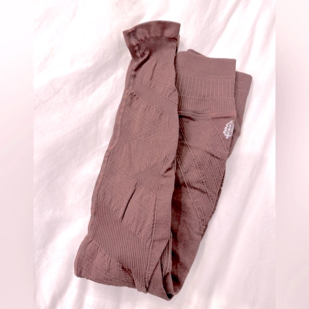 Free people movement high rise diamond legging - Picture 8 of 13